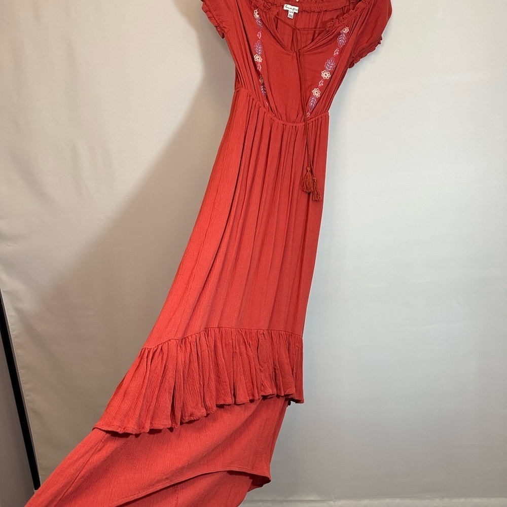 Love Fire Womens Maxi Dress Size XS Tiered High Low Hemline Embroidered Peasant